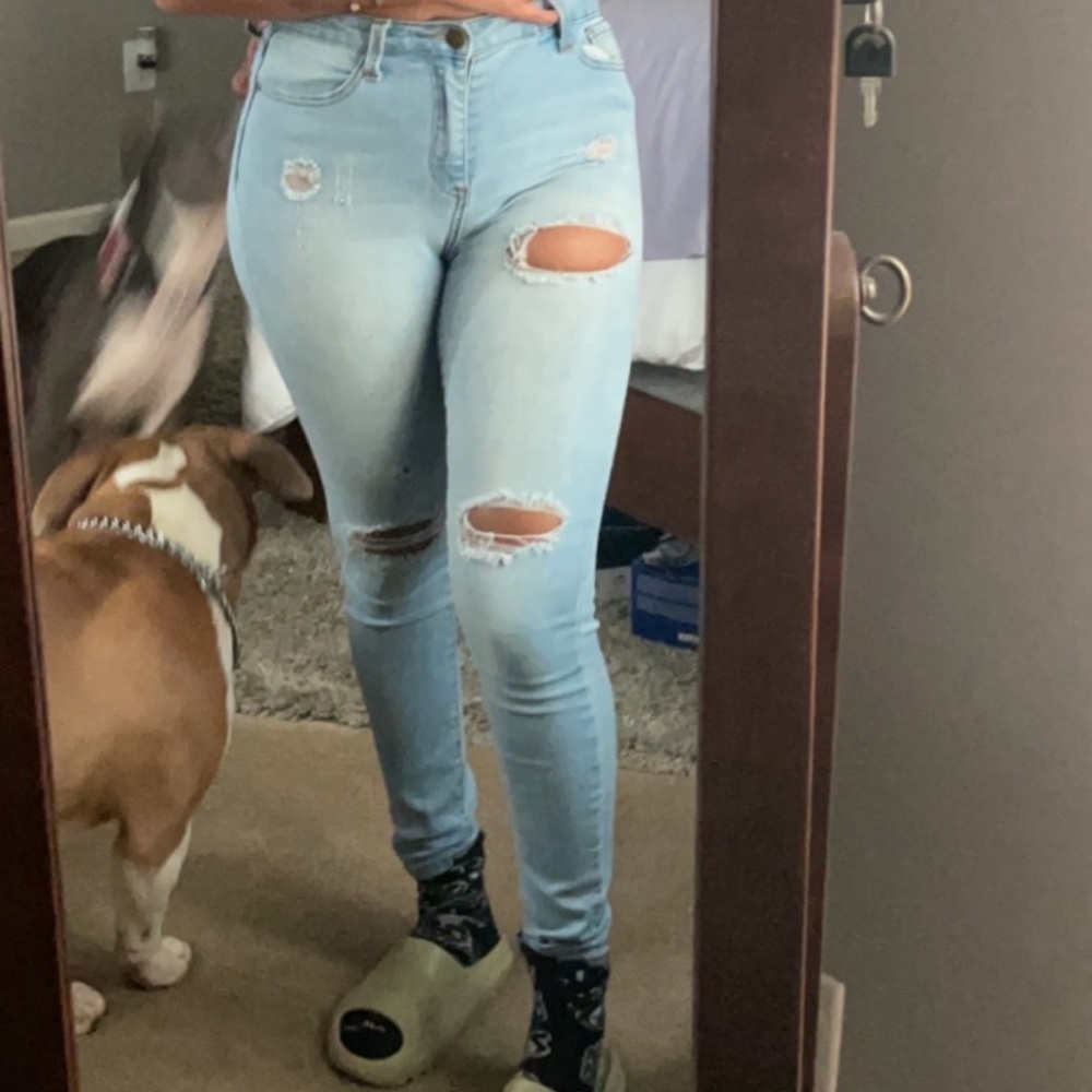high wasted jeans